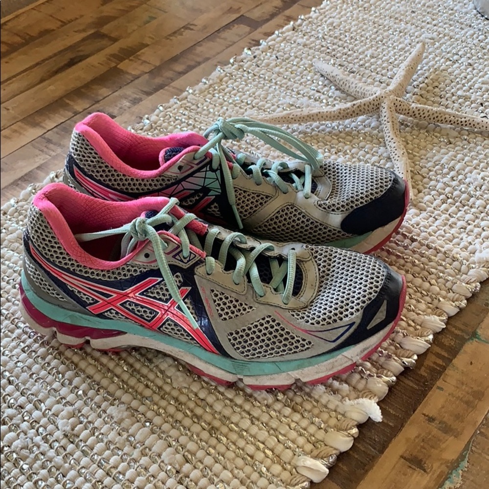ASICS Size 9.5 pink, sea foam and navy